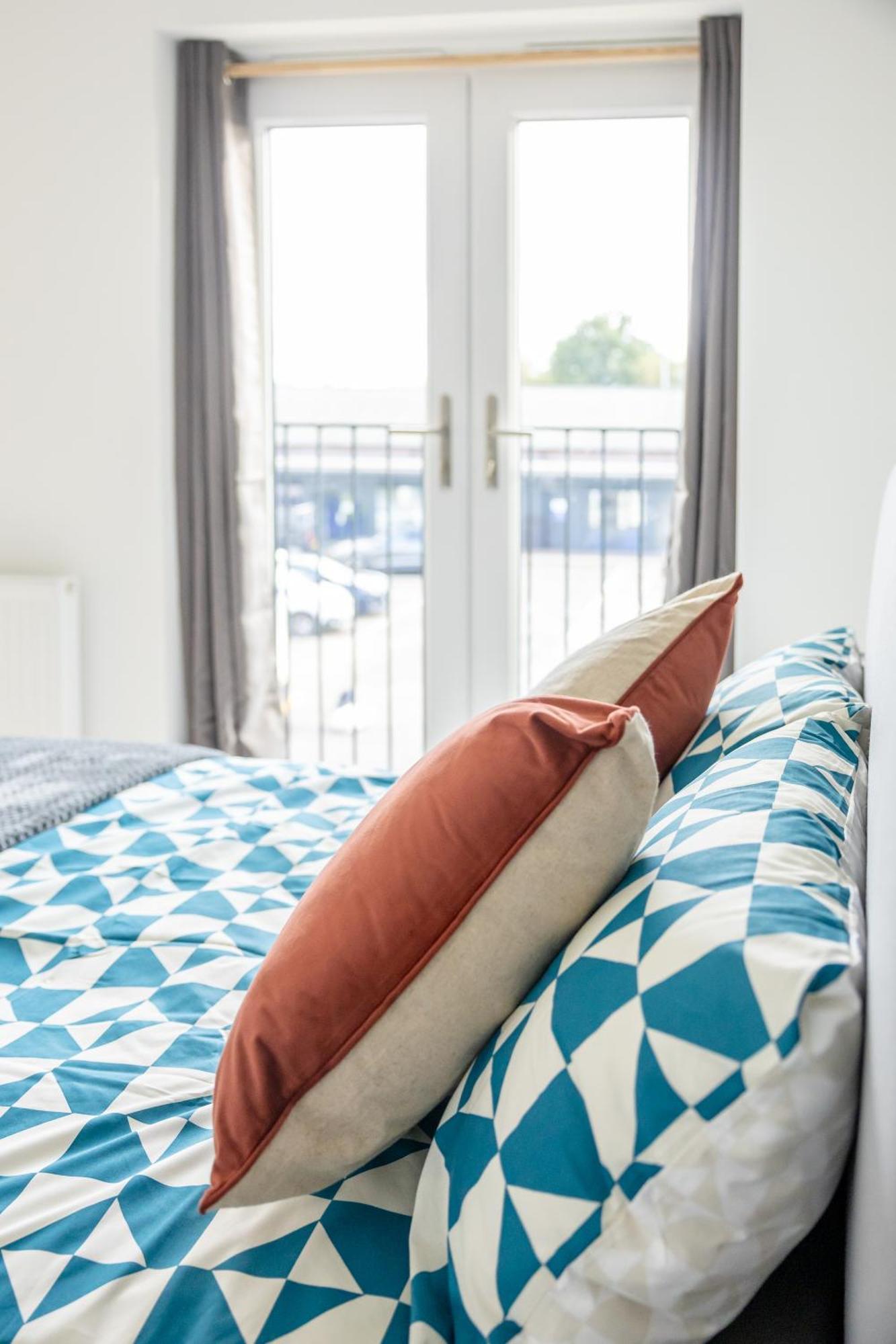 Stunning Modern 3 Bedroom Townhouse - Perfect Getaway Manchester Zewnętrze zdjęcie