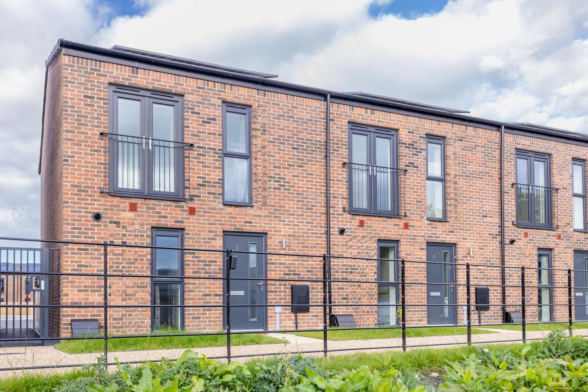 Stunning Modern 3 Bedroom Townhouse - Perfect Getaway Manchester Zewnętrze zdjęcie